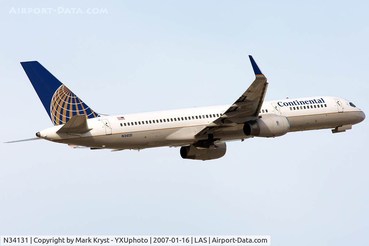 N34131, 1998 Boeing 757-224 C/N 28971, Departing RWY07R.