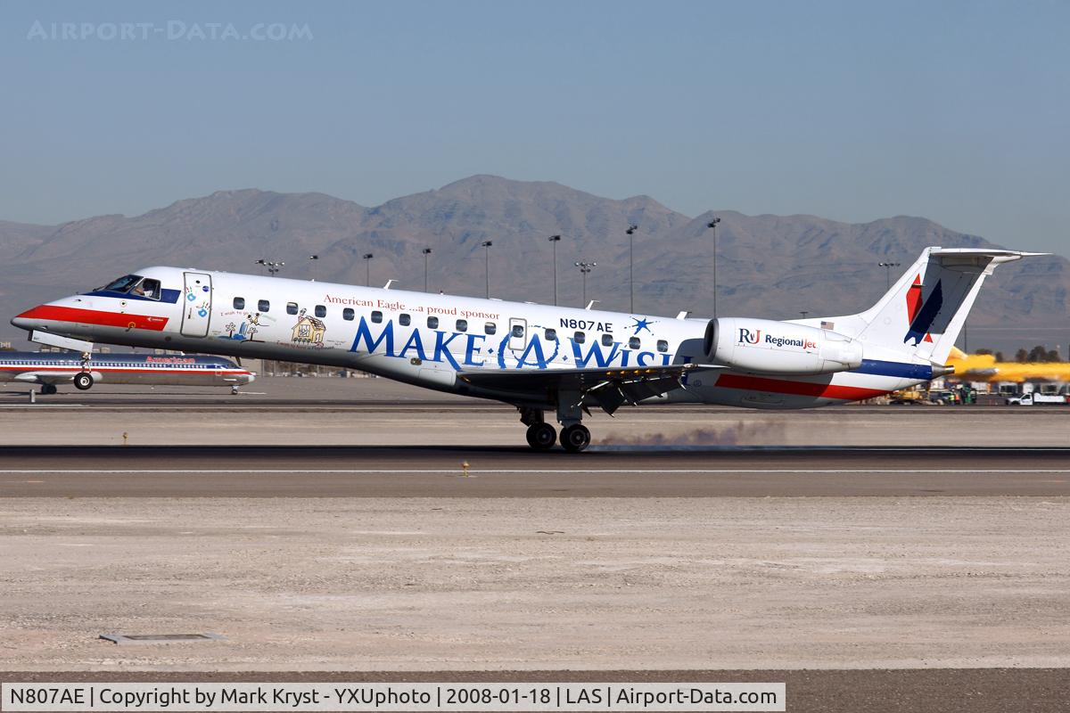 N807AE, 2001 Embraer ERJ-140LR (EMB-135KL) C/N 145506, Landing via RWY25L.