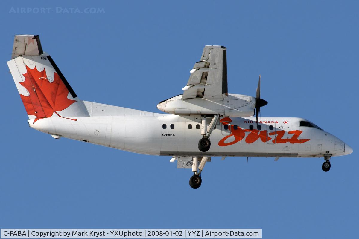 C-FABA, 1988 De Havilland Canada DHC-8-102 Dash 8 C/N 092, Final for RWY05.