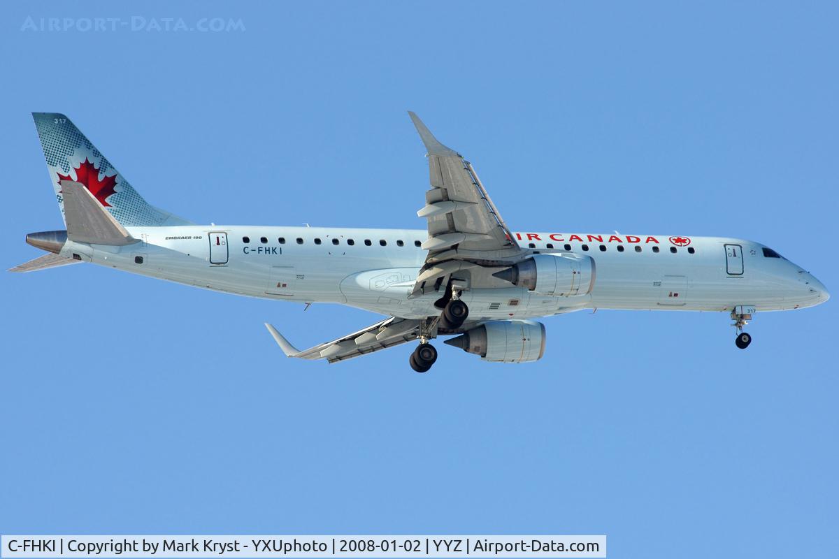 C-FHKI, 2006 Embraer 190AR (ERJ-190-100IGW) C/N 19000052, Final for RWY06L.