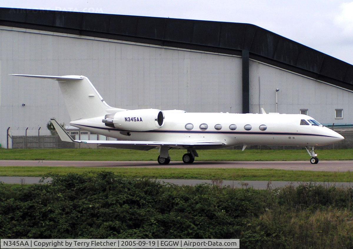 N345AA, 1992 Gulfstream Aerospace G-IV C/N 1186, Gulfstream G1159C at Luton in 2005