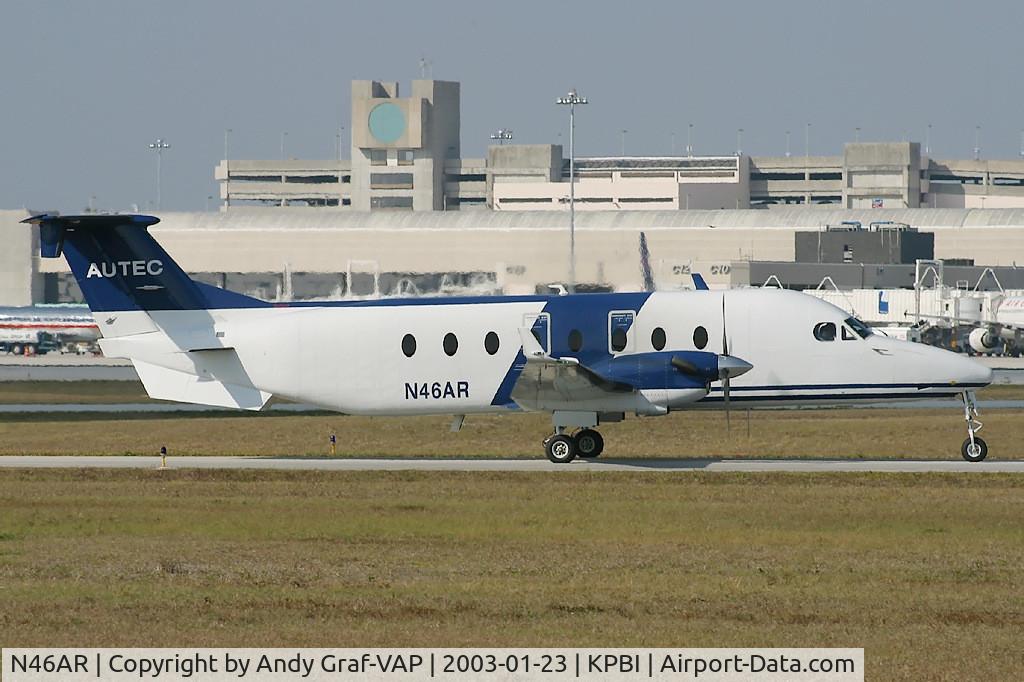 N46AR, 1992 Beech 1900D C/N UE-27, Autec B1900