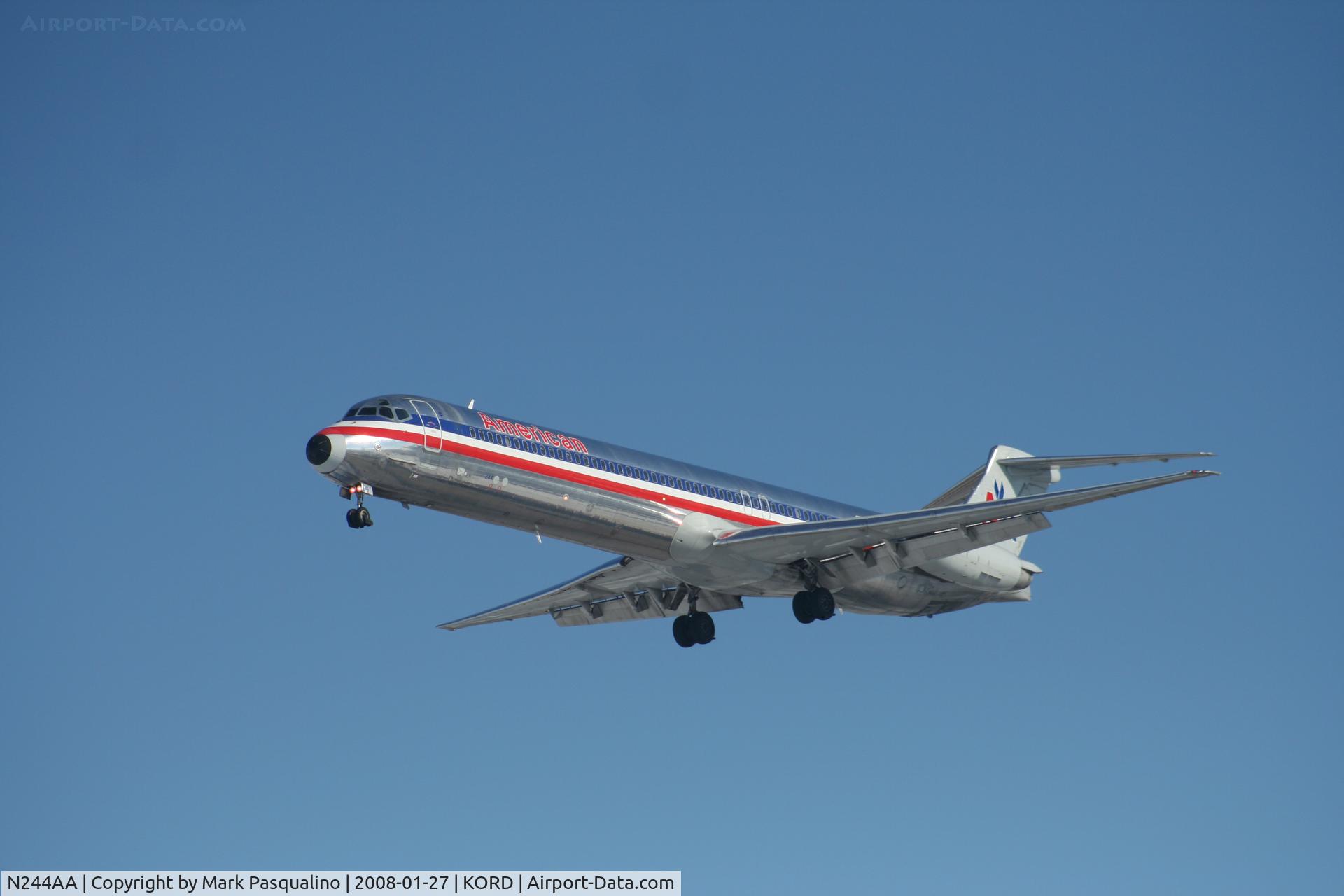N244AA, 1984 McDonnell Douglas MD-82 (DC-9-82) C/N 49256, MD-82