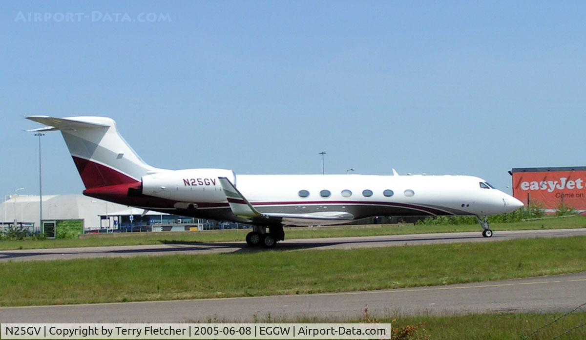 N25GV, 2002 Gulfstream C-37A C/N 624, This aircraft was originally operated by USAF as 01-0029 , photgraphed here at Luton in 2005 as N25GV and then sold as VP-BEP