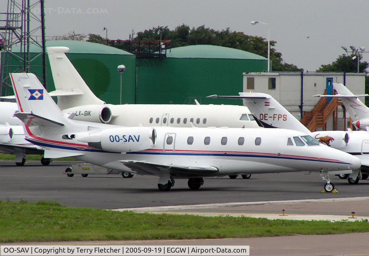 OO-SAV, 2001 Cessna 560XL Citation Excel C/N 560-5189, Pictured on a crowded Luton ramp in 2005