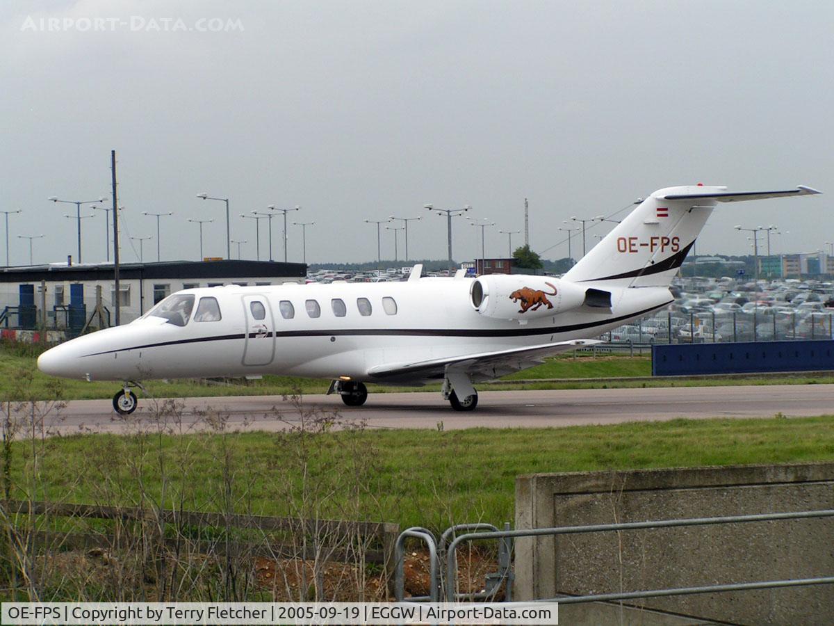 OE-FPS, 2003 Cessna 525A CitationJet CJ2 C/N 525A-0142, Cessna C525A of Red Bull arrives at Luton in 2005