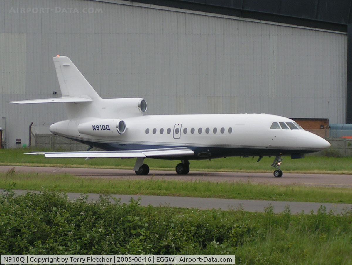 N910Q, 1996 Dassault Falcon 900 C/N 156, Falcon 900 at Luton in 2005