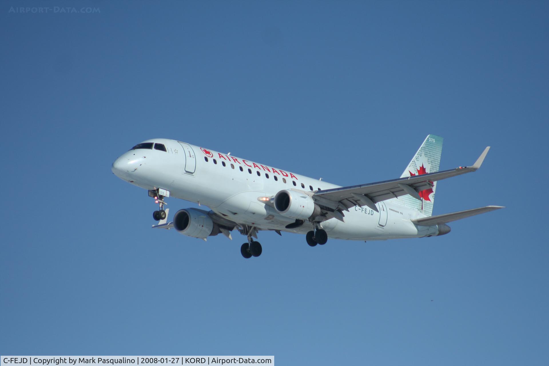 C-FEJD, 2005 Embraer 175SU (ERJ-170-200SU) C/N 17000090, ERJ 170-200 SU