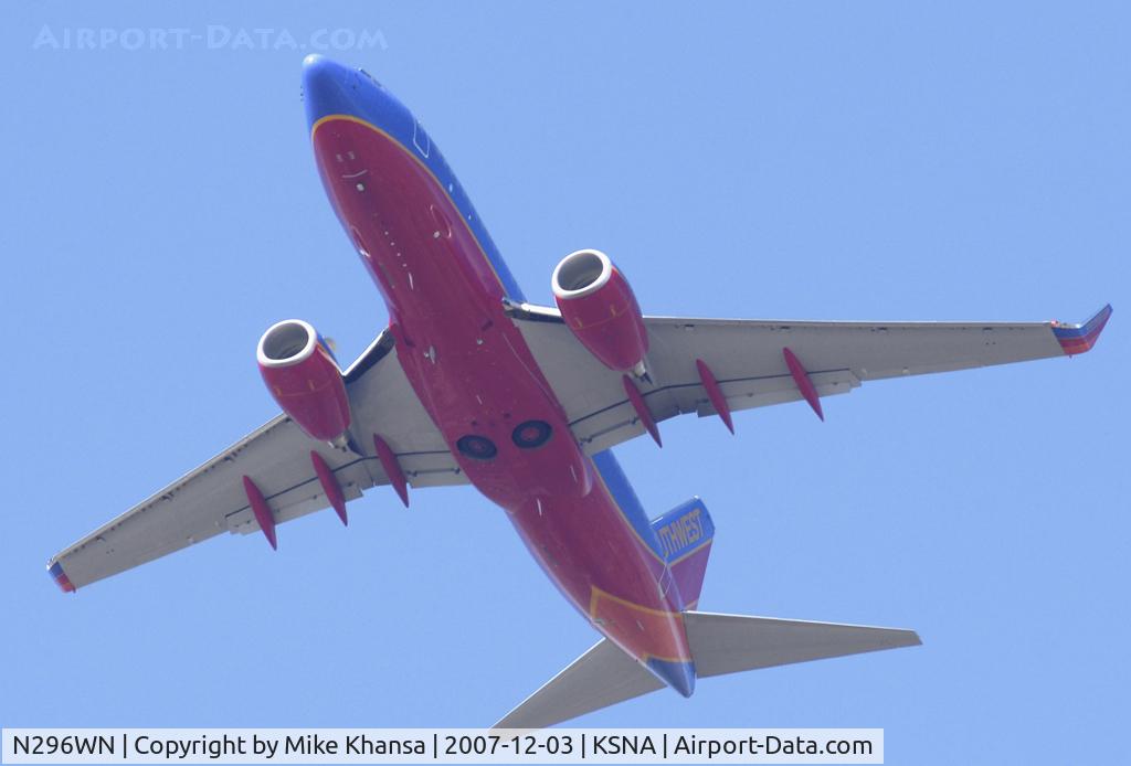 N296WN, 2007 Boeing 737-7H4 C/N 36613, Southwest B737-7H4 lifting off on a gorgeous day.