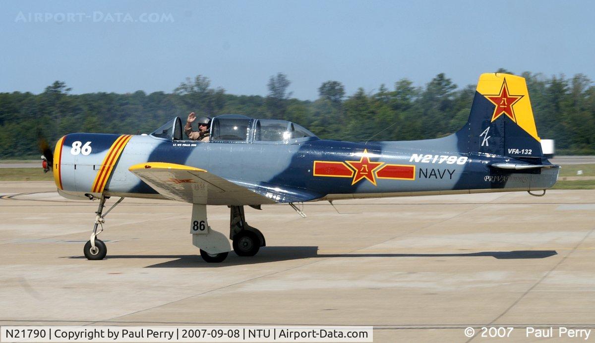 N21790, 1985 Nanchang CJ-6 C/N 4232022, Back down, and waving at the spectators