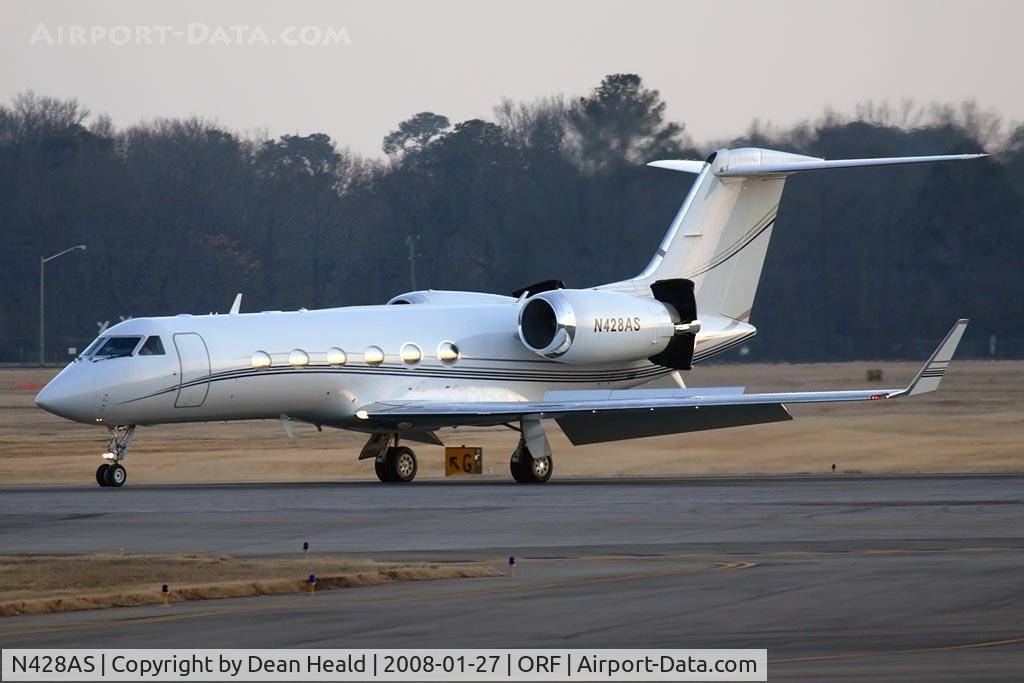 N428AS, 1978 Hawker Siddeley HS125 700A C/N 257026, Sandler Management Group Gulfstream G-IV N428AS rolling out on RWY 5 after arrival from Naples Municipal (KAPF).