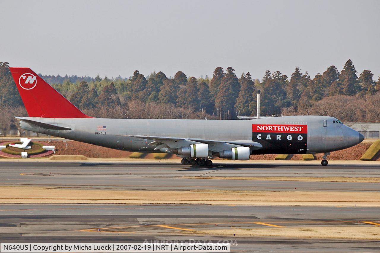 N640US, 1987 Boeing 747-251F C/N 23888, Just touched down - thrust reversers deployed