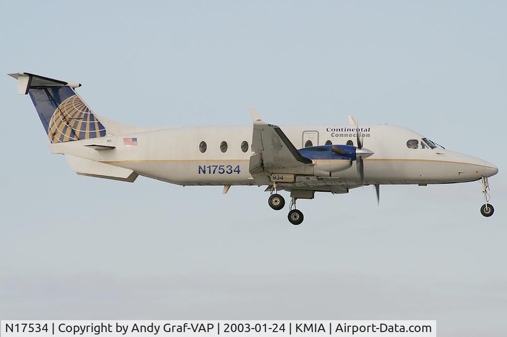 N17534, 1995 Beech 1900D C/N UE-141, Continental Connection B1900