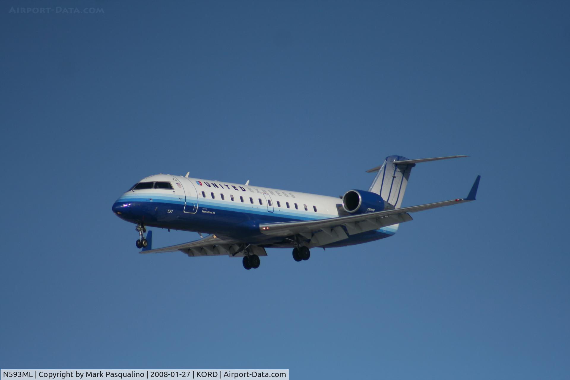 N593ML, 2001 Bombardier CRJ-200ER (CL-600-2B19) C/N 7465, CL-600-2B19