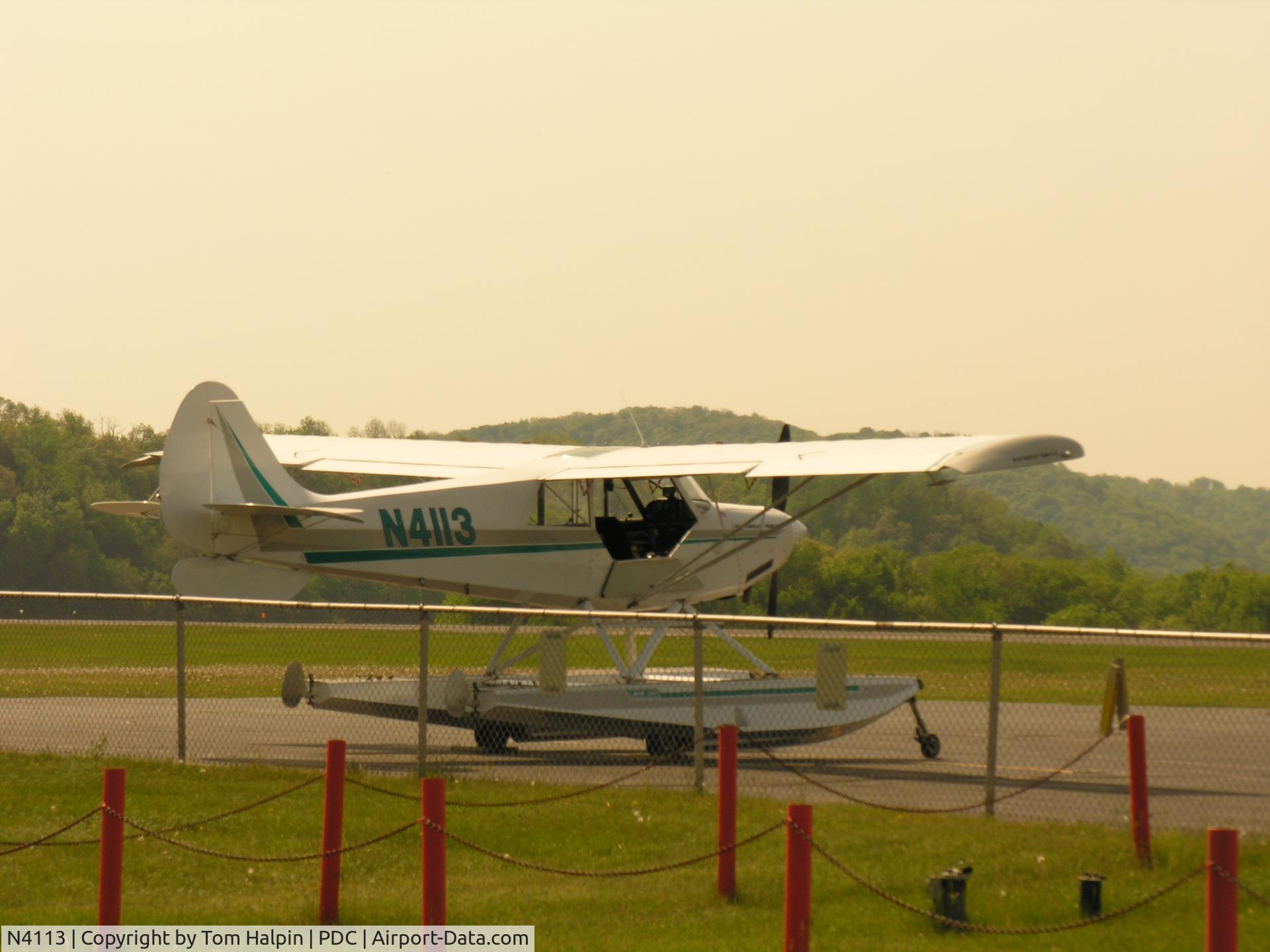 N4113, 1997 Aviat A-1 Husky C/N 1349, day at the airport
