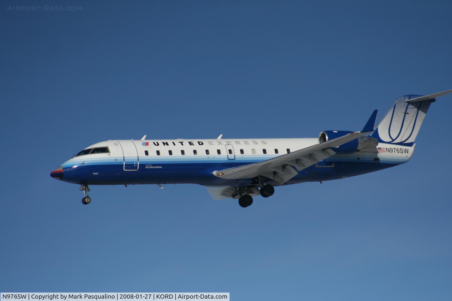 N976SW, 2004 Bombardier CRJ-100ER (CL-600-2B19) C/N 7952, CL-600-2B19