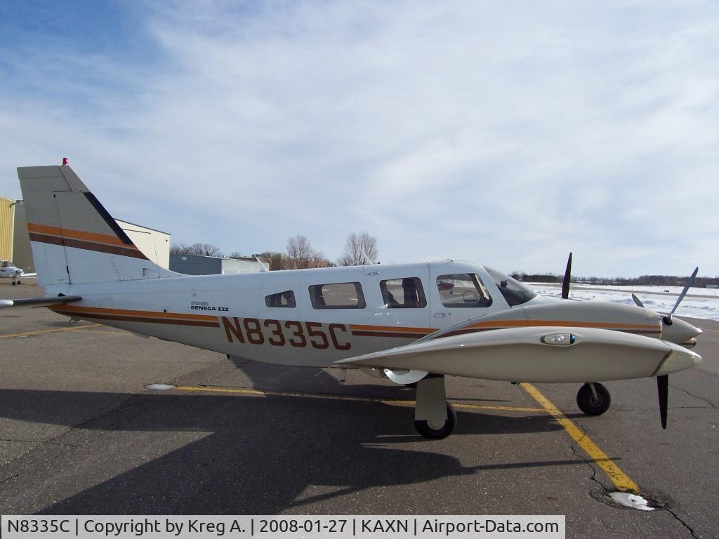 N8335C, 1982 Piper PA-34-220T Seneca C/N 34-8333056, On the line