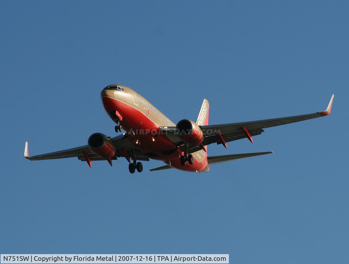 N751SW, 1999 Boeing 737-7H4 C/N 29803, Southwest