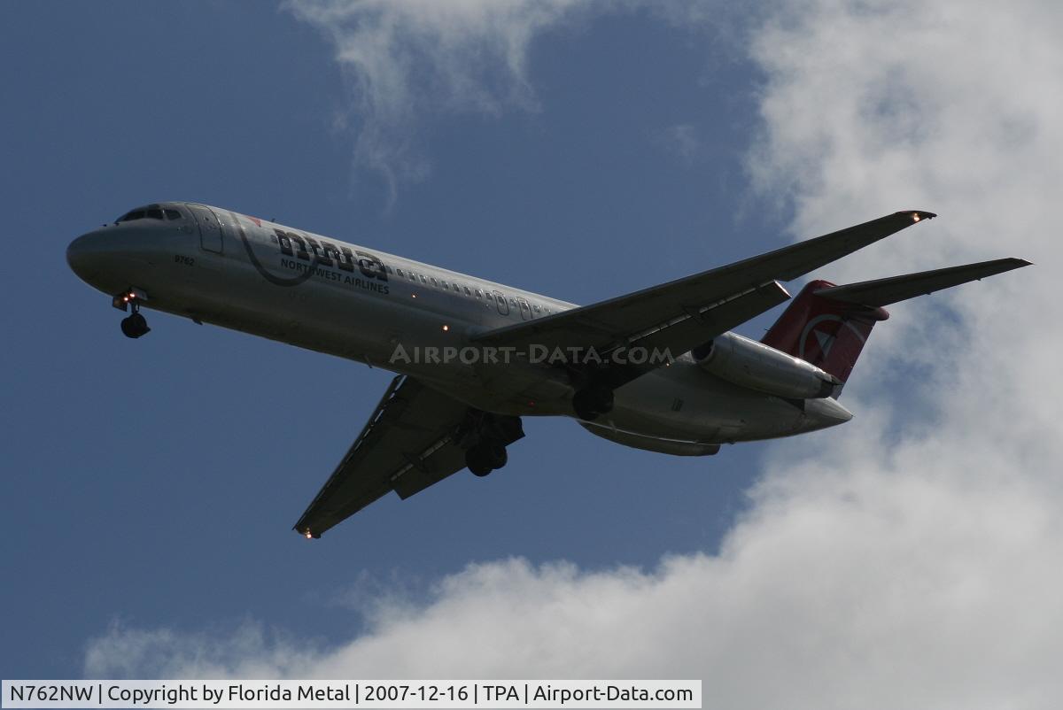 N762NW, 1969 Douglas DC-9-41 C/N 47395, Northwest