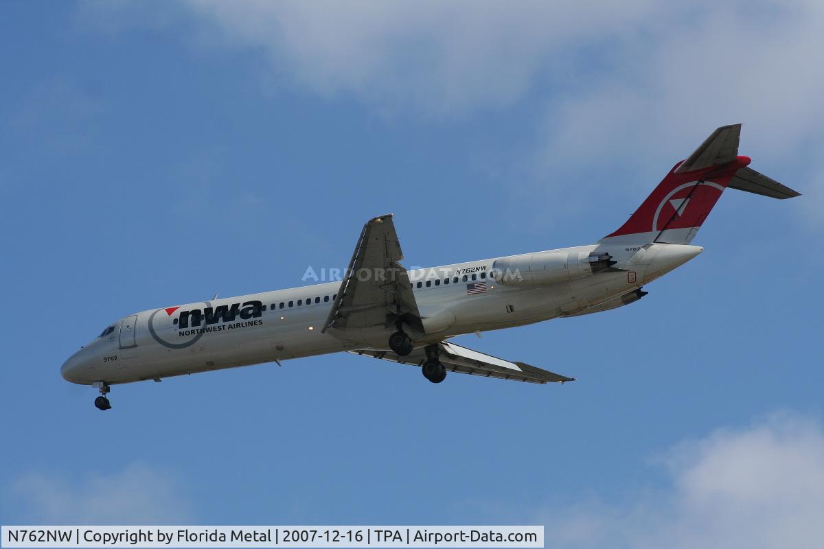 N762NW, 1969 Douglas DC-9-41 C/N 47395, Northwest