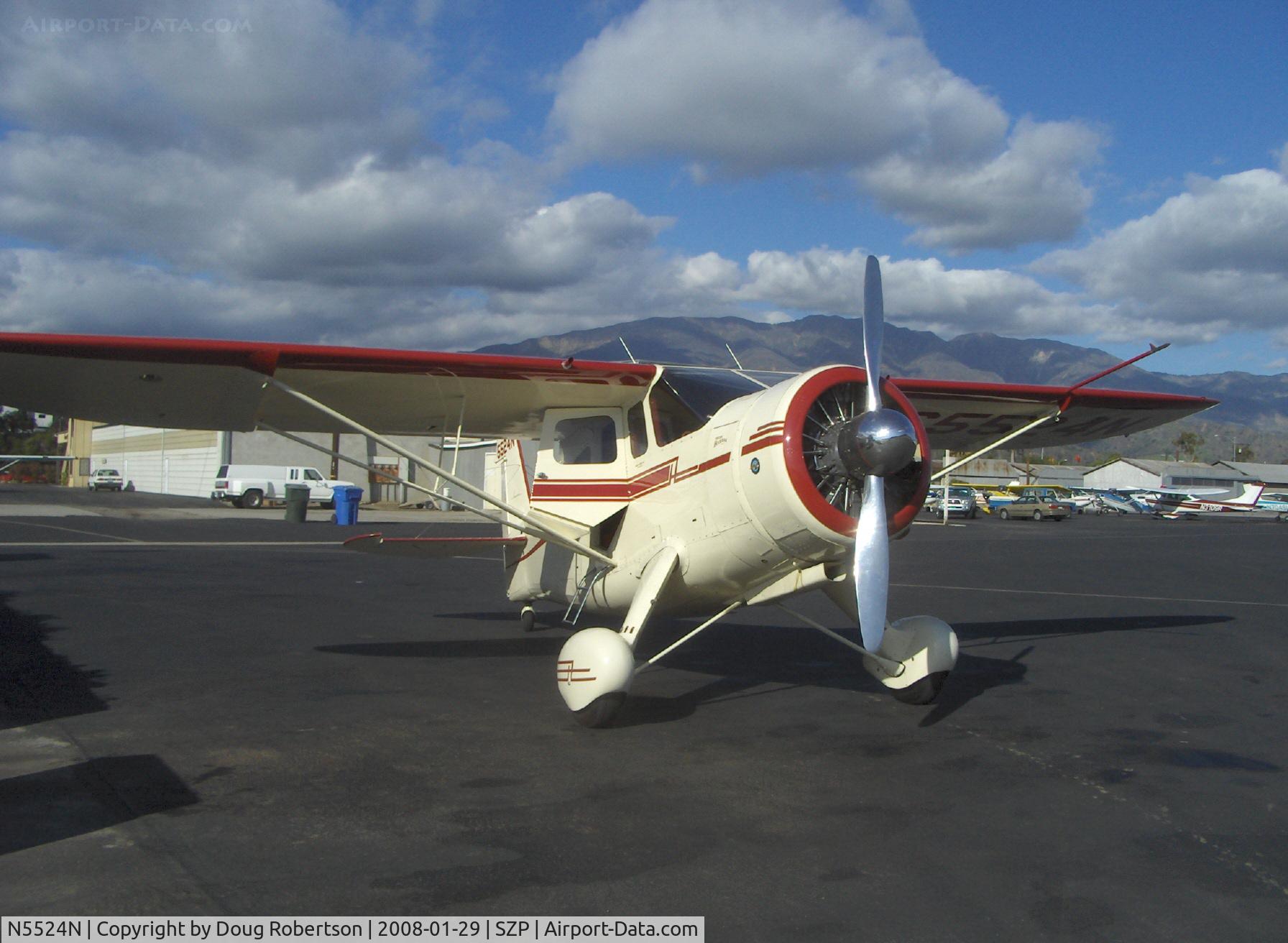 N5524N, 1943 Howard Aircraft DGA-15P C/N 890, 1943 Howard DGA-15P 'Mr. Hooligan', P&W R-985 450 Hp, refueling