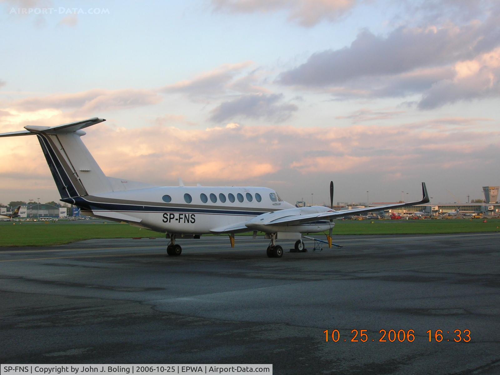 SP-FNS, Beech B300 King Air C/N FL134, King Air on FBO ramp at Warsaw