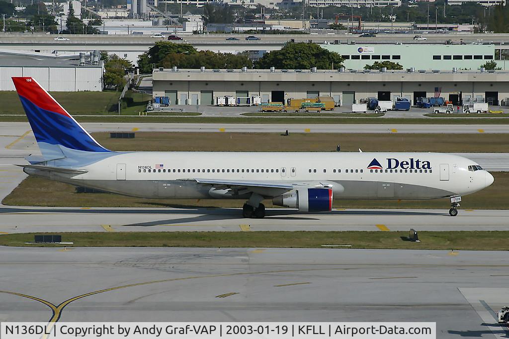 N136DL, 1991 Boeing 767-332 C/N 25146, Delta Airlines 767-300