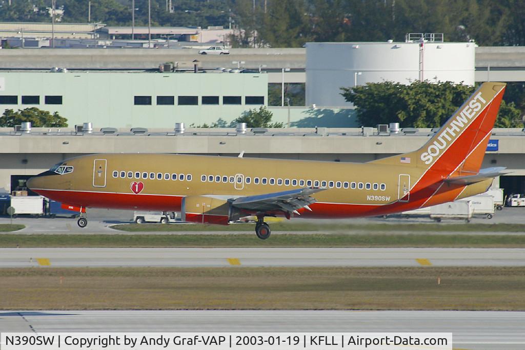 N390SW, 1994 Boeing 737-3H4 C/N 26593, Southwest 737-300