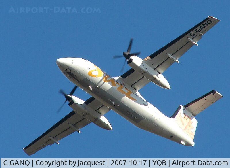 C-GANQ, 1988 De Havilland Canada DHC-8-102 Dash 8 C/N 096, On descent for runway 30