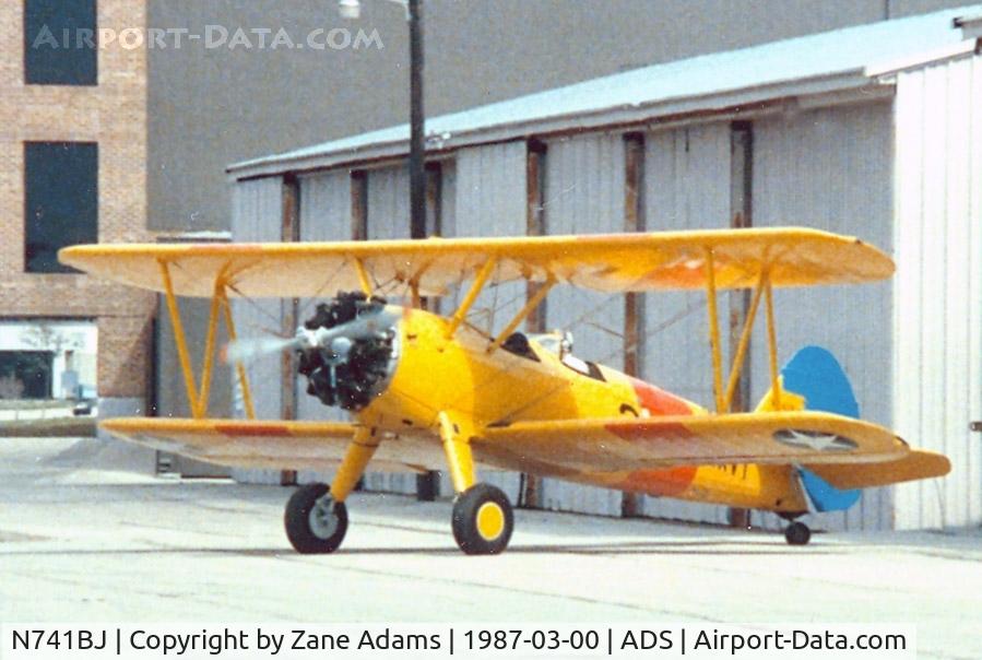 N741BJ, 1985 Boeing 75 C/N AR-36, Stearman at Addison