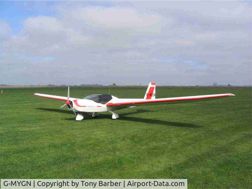 G-MYGN, 1992 AMF Chevvron 2-32C C/N 034, Chevvron Motor Glider