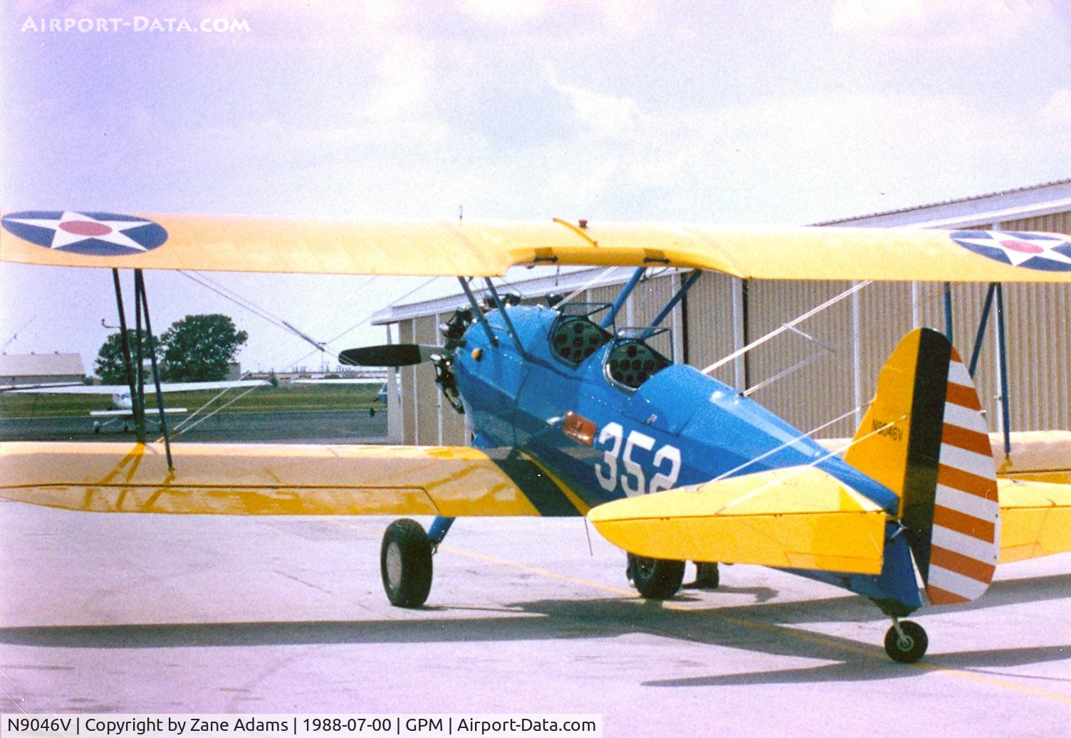 N9046V, Boeing A75N1 C/N 75-2040, Stearman at Grand Prairie
