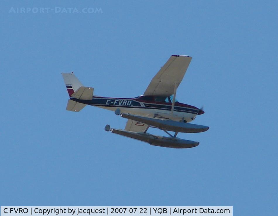C-FVRO, 1966 Cessna 172H C/N 17255808, Passing by over the River