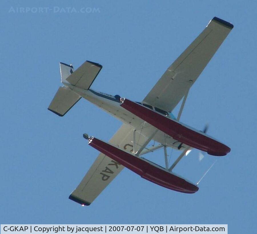 C-GKAP, 2003 Lambair SUPER LAMBAIR V C/N 005, Passing over the River