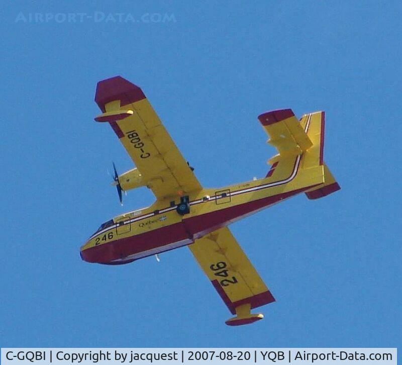 C-GQBI, 1996 Canadair CL-215-6B11 CL-415 C/N 2023, Leaving the airport