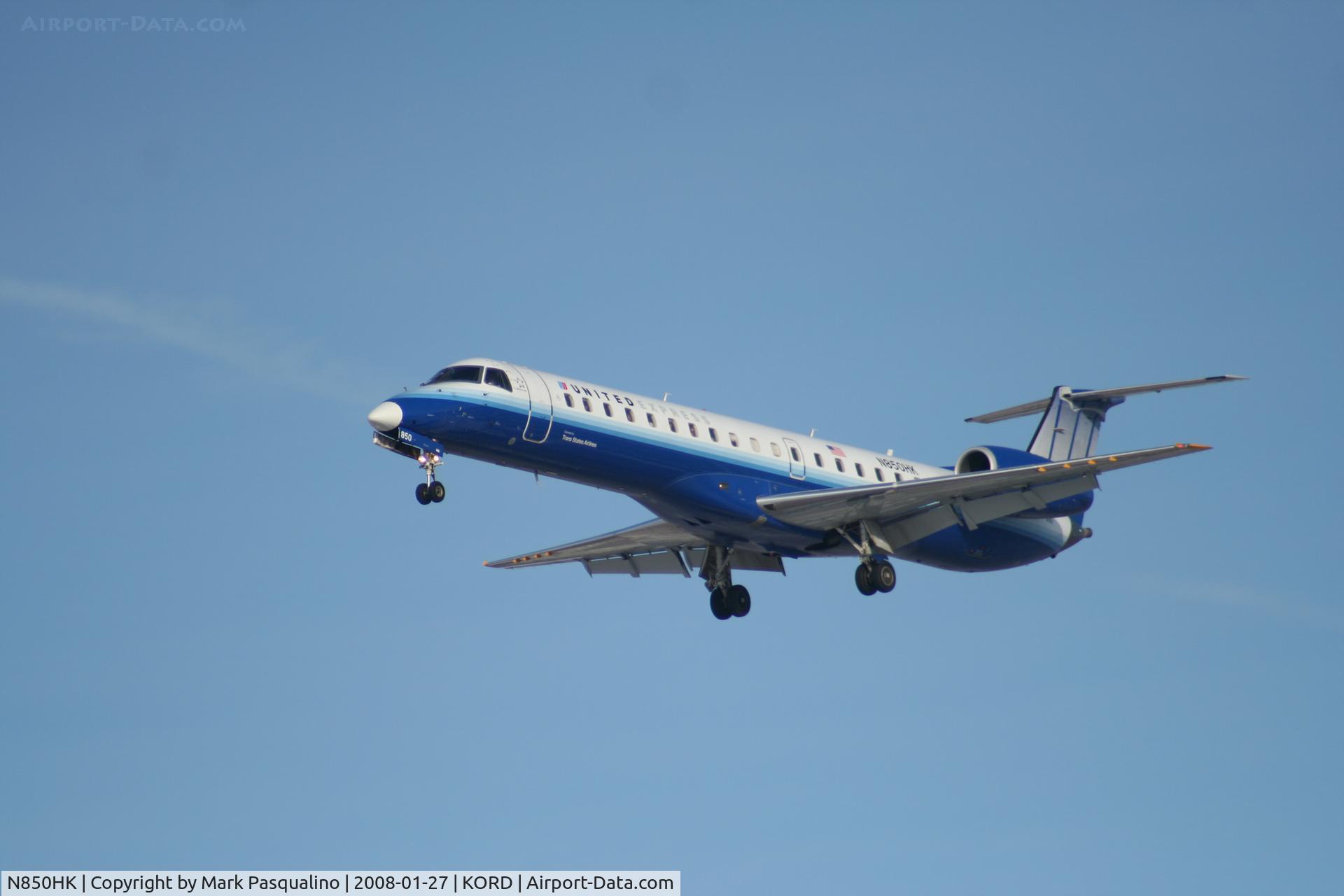 N850HK, 1996 Embraer ERJ-145LR (EMB-145LR) C/N 145003, EMB-145LR