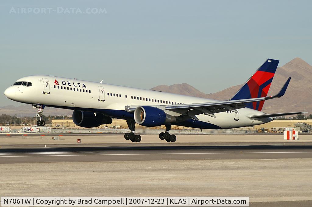 N706TW, 1997 Boeing 757-2Q8 C/N 28165, Delta Airlines / 1997 Boeing 757-2Q8