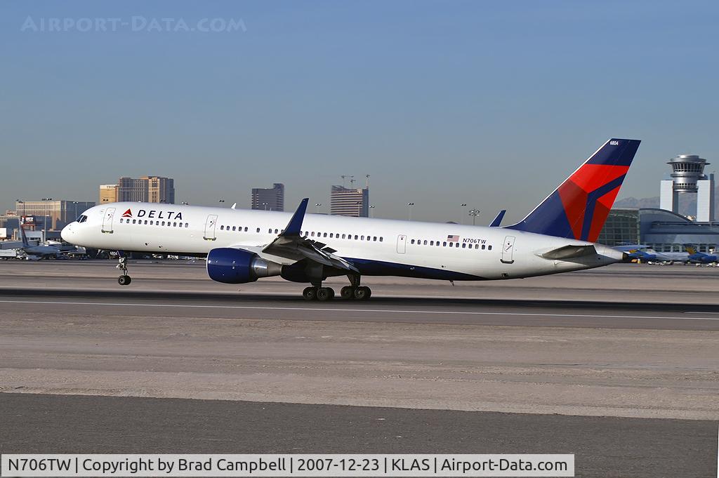 N706TW, 1997 Boeing 757-2Q8 C/N 28165, Delta Airlines / 1997 Boeing 757-2Q8