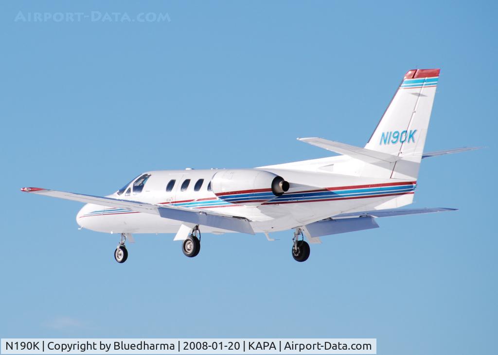 N190K, 1981 Cessna 501 Citation I/SP C/N 501-0192, Approach to 17L.