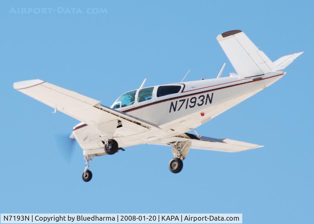 N7193N, 1968 Beech V35A Bonanza C/N D-8704, Approach to 17L.