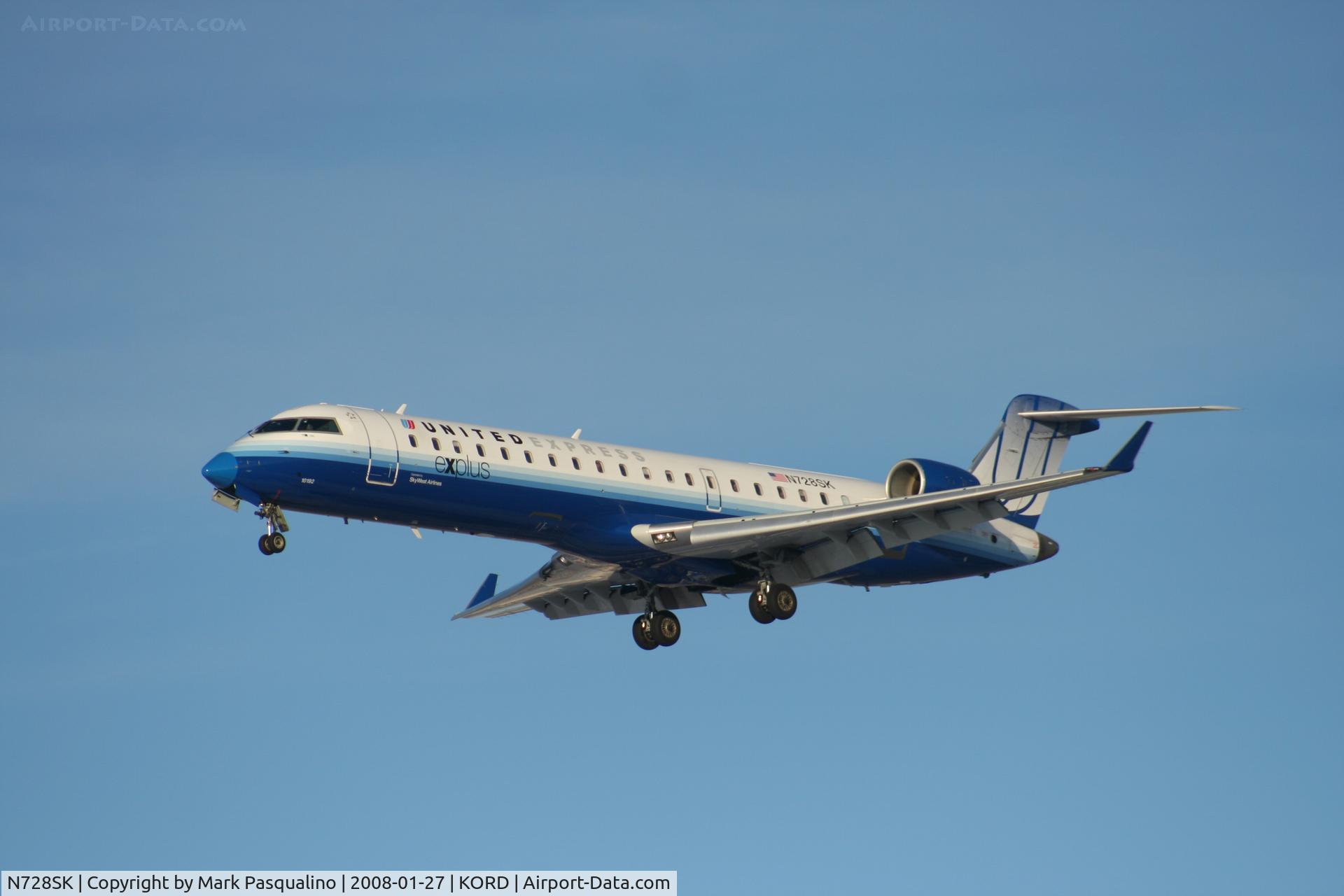 N728SK, 2005 Bombardier CRJ-701 (CL-600-2C10) Regional Jet C/N 10192, CL-600-2C10