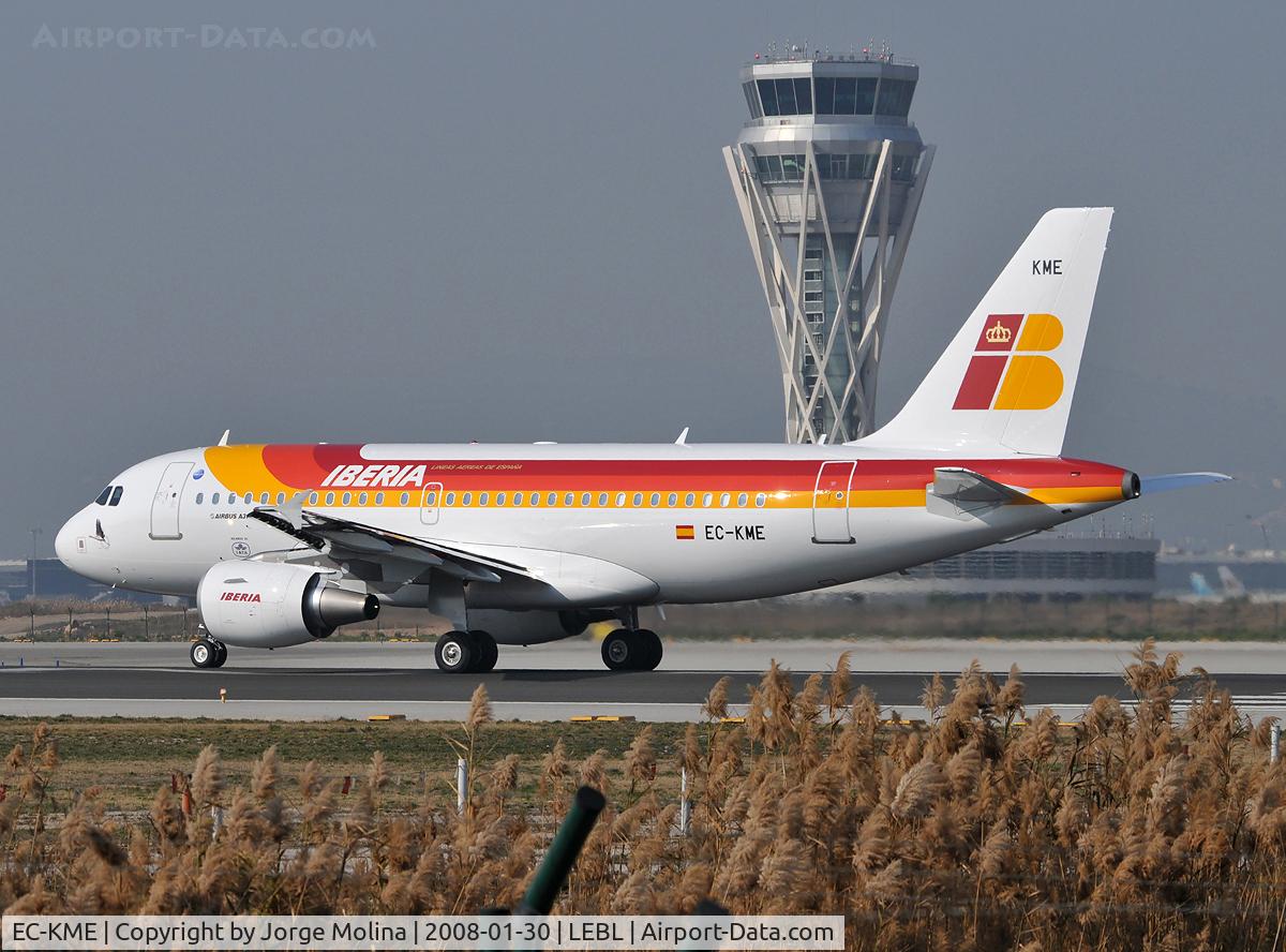 EC-KME, 2008 Airbus A319-111 C/N 3377, 