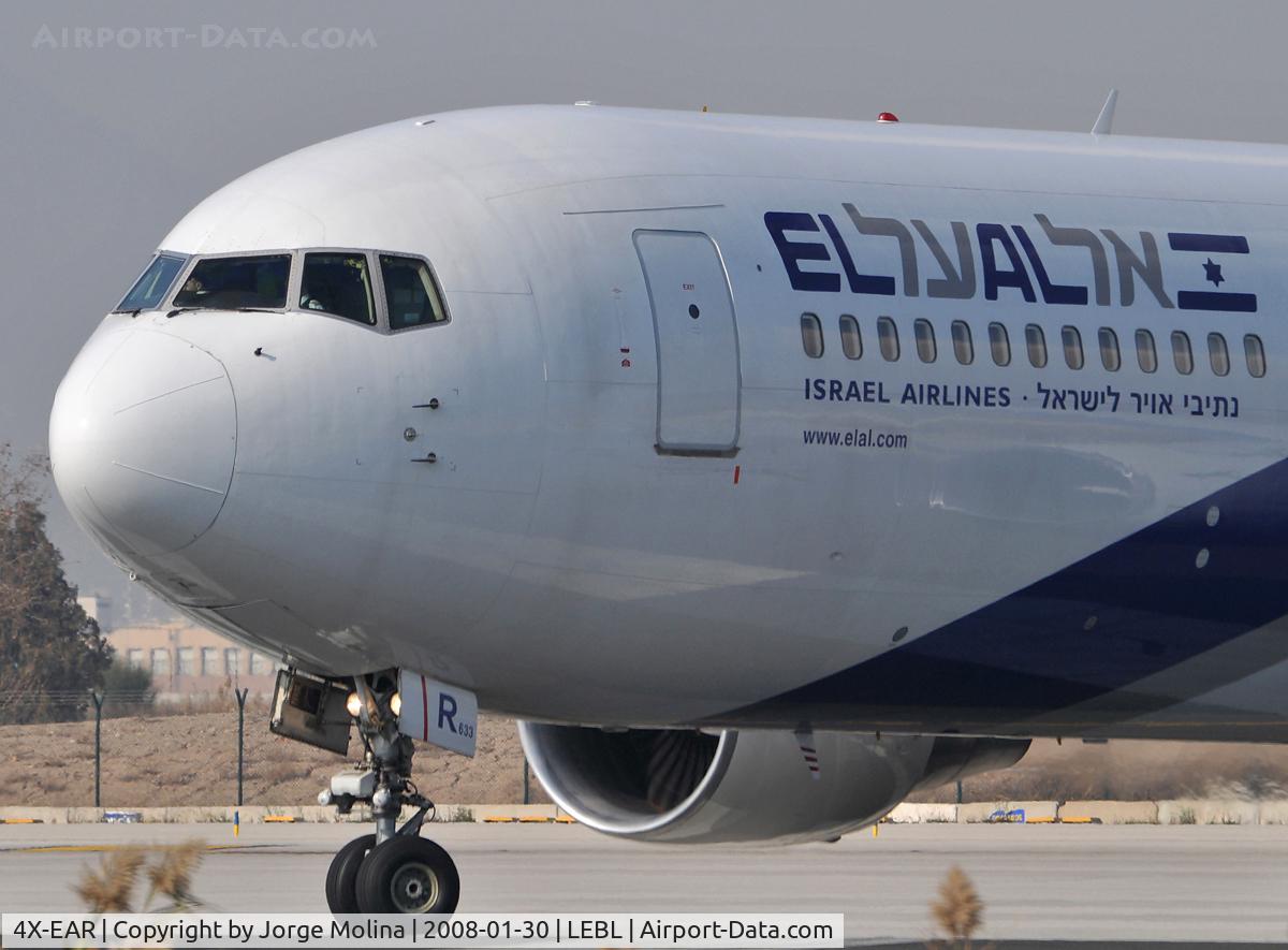4X-EAR, 1995 Boeing 767-352/ER C/N 26262, Entering RWY 25L for take off.