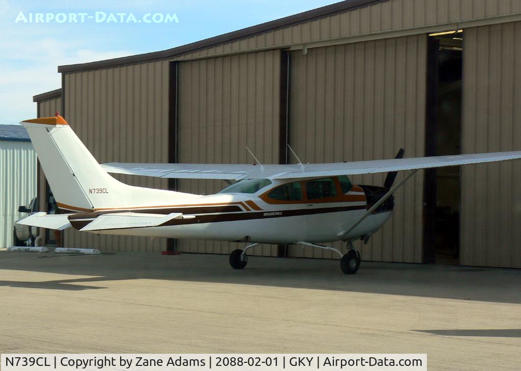 N739CL, 1979 Cessna R182 Skylane RG C/N R18200986, At Arlington Municipal