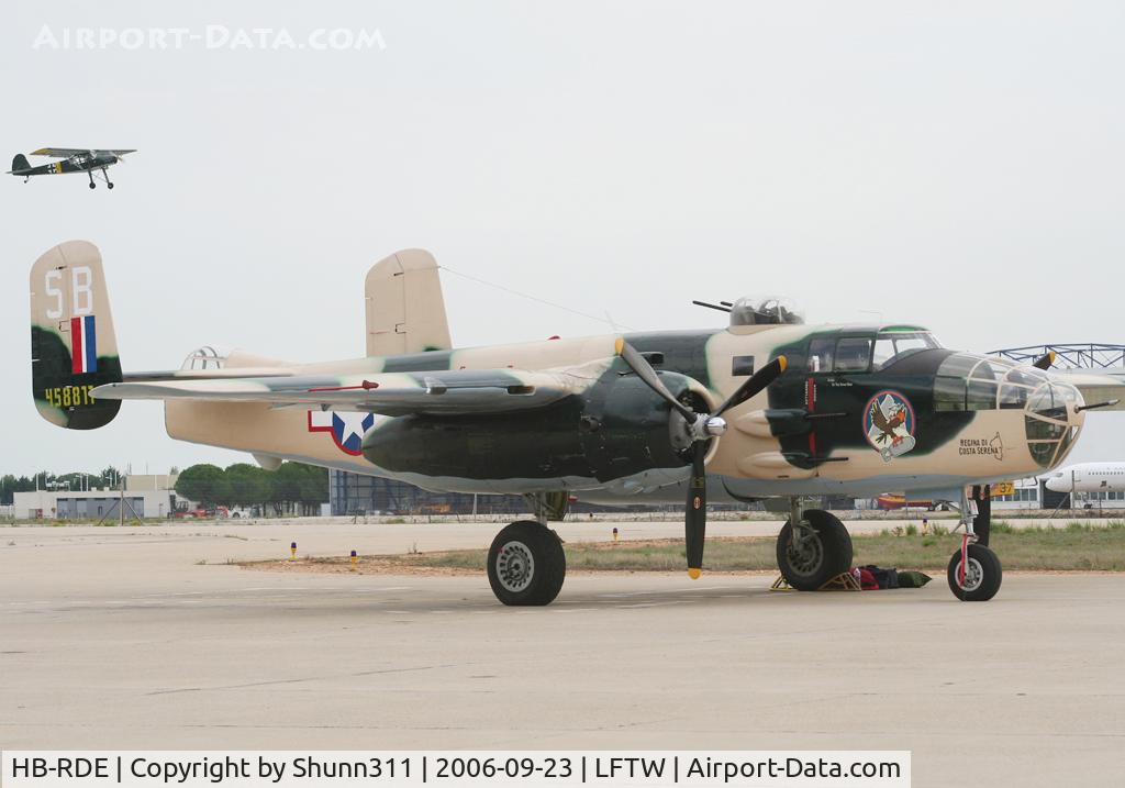 HB-RDE, 1945 North American B-25J Mitchell Mitchell C/N 108-47562, Displayed and used during LFTW Open Day 2006