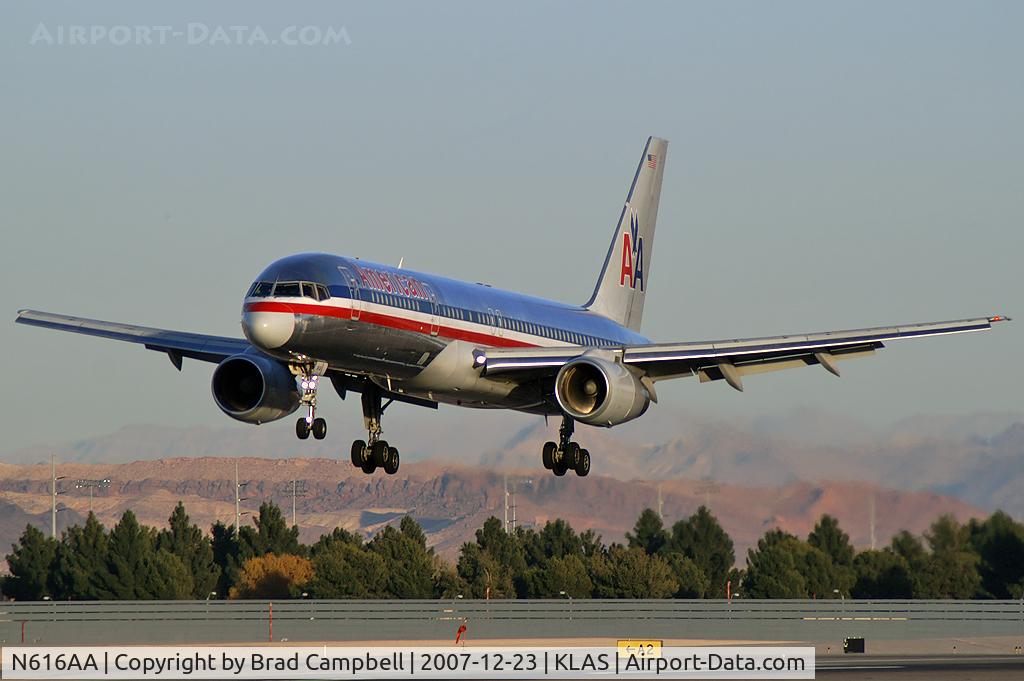 N616AA, 1989 Boeing 757-223 C/N 24524, American Airlines / 1989 Boeing 757-223