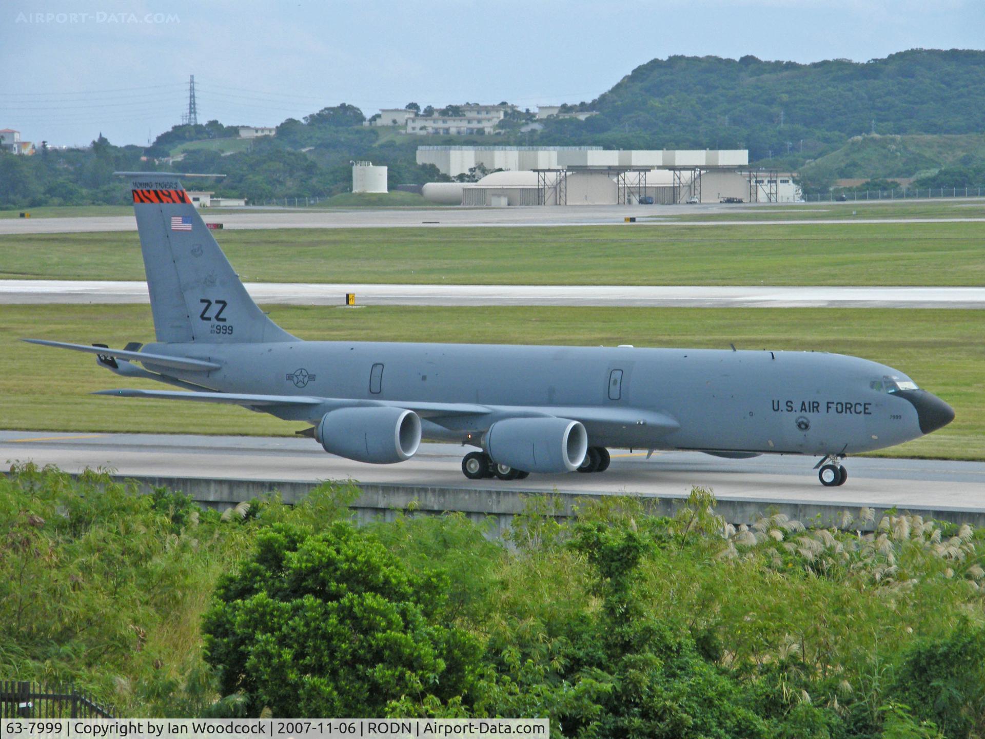 63-7999, 1963 Boeing KC-135R Stratotanker C/N 18616, Boeing KC-135R/(ZZ)18 Wing/Kadena