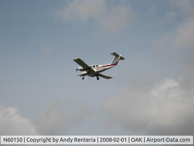 N60150, 2006 Cessna 172S C/N 172S10165, Seen shooting practice landings at North Field