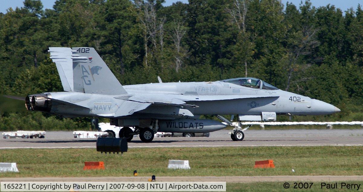 165221, McDonnell Douglas F/A-18C Hornet C/N 1404/C446, Making her way to the taxiway turnoff