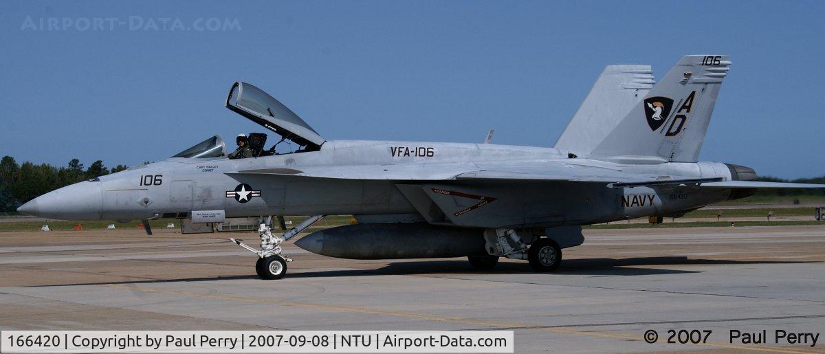 166420, Boeing F/A-18E Super Hornet C/N E065, 